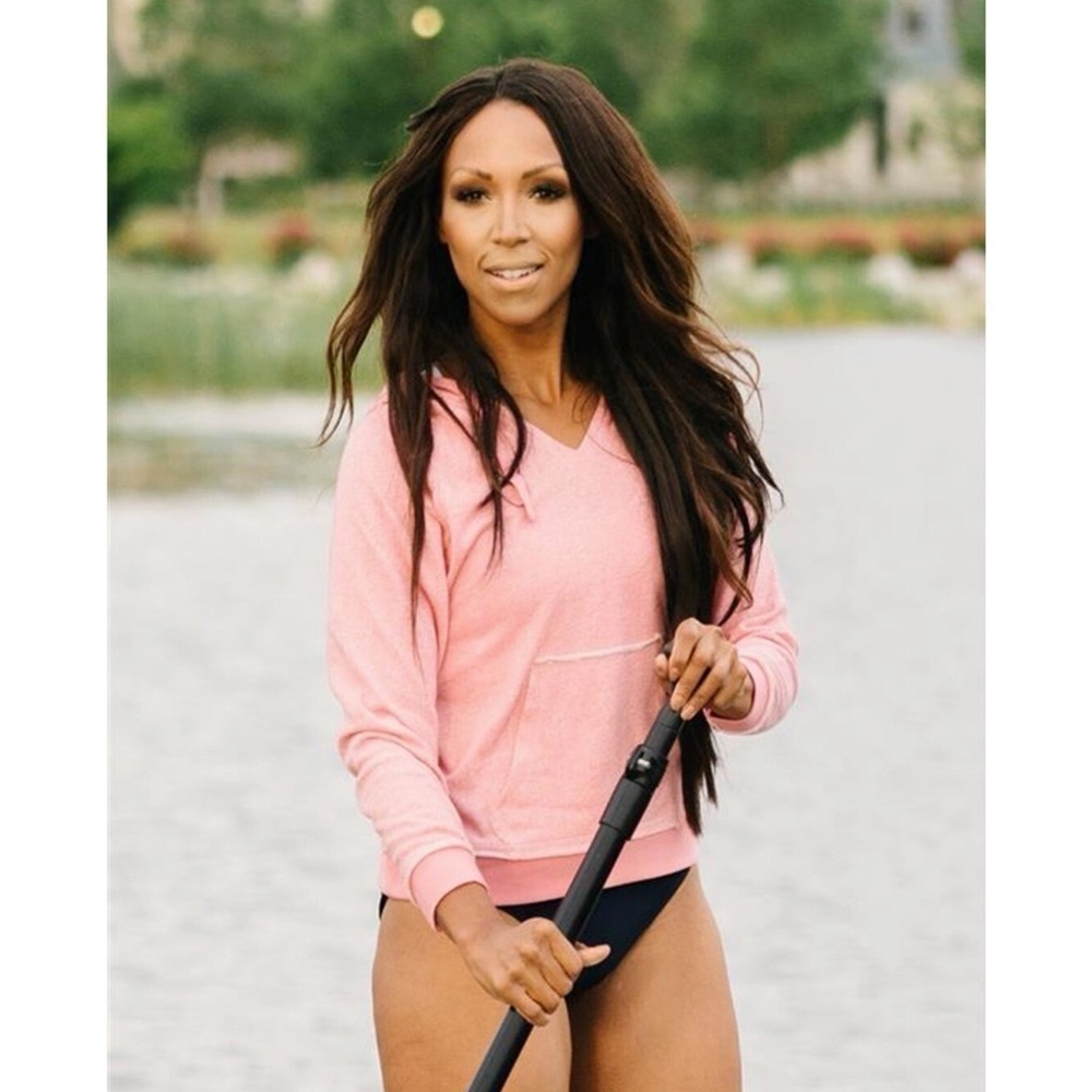 Zyia active • lightweight beach pullover hoodie